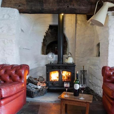 Ty Fferm Hen, Ancient Farmhouse, Coity Bach Talybont-on-Usk Buitenkant foto