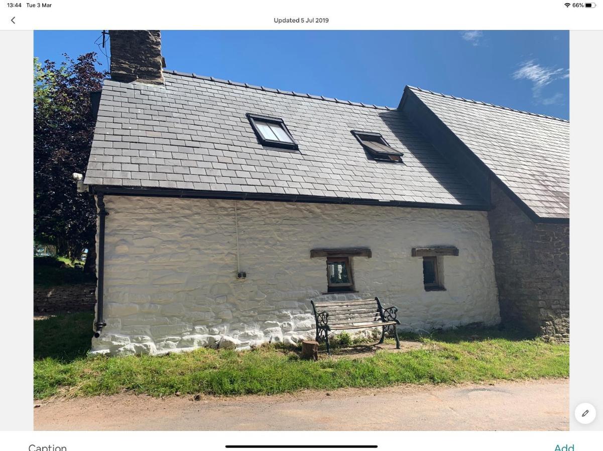 Ty Fferm Hen, Ancient Farmhouse, Coity Bach Talybont-on-Usk Buitenkant foto