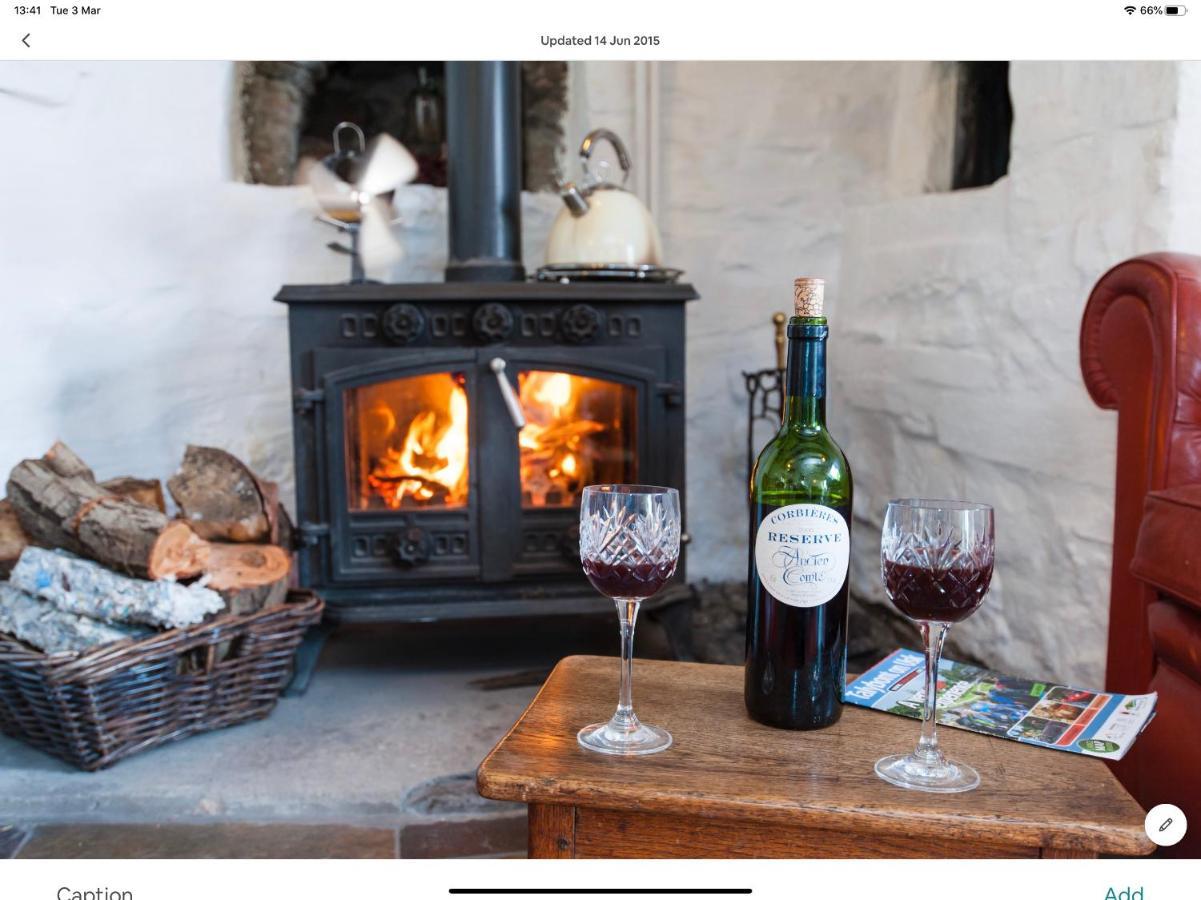 Ty Fferm Hen, Ancient Farmhouse, Coity Bach Talybont-on-Usk Buitenkant foto