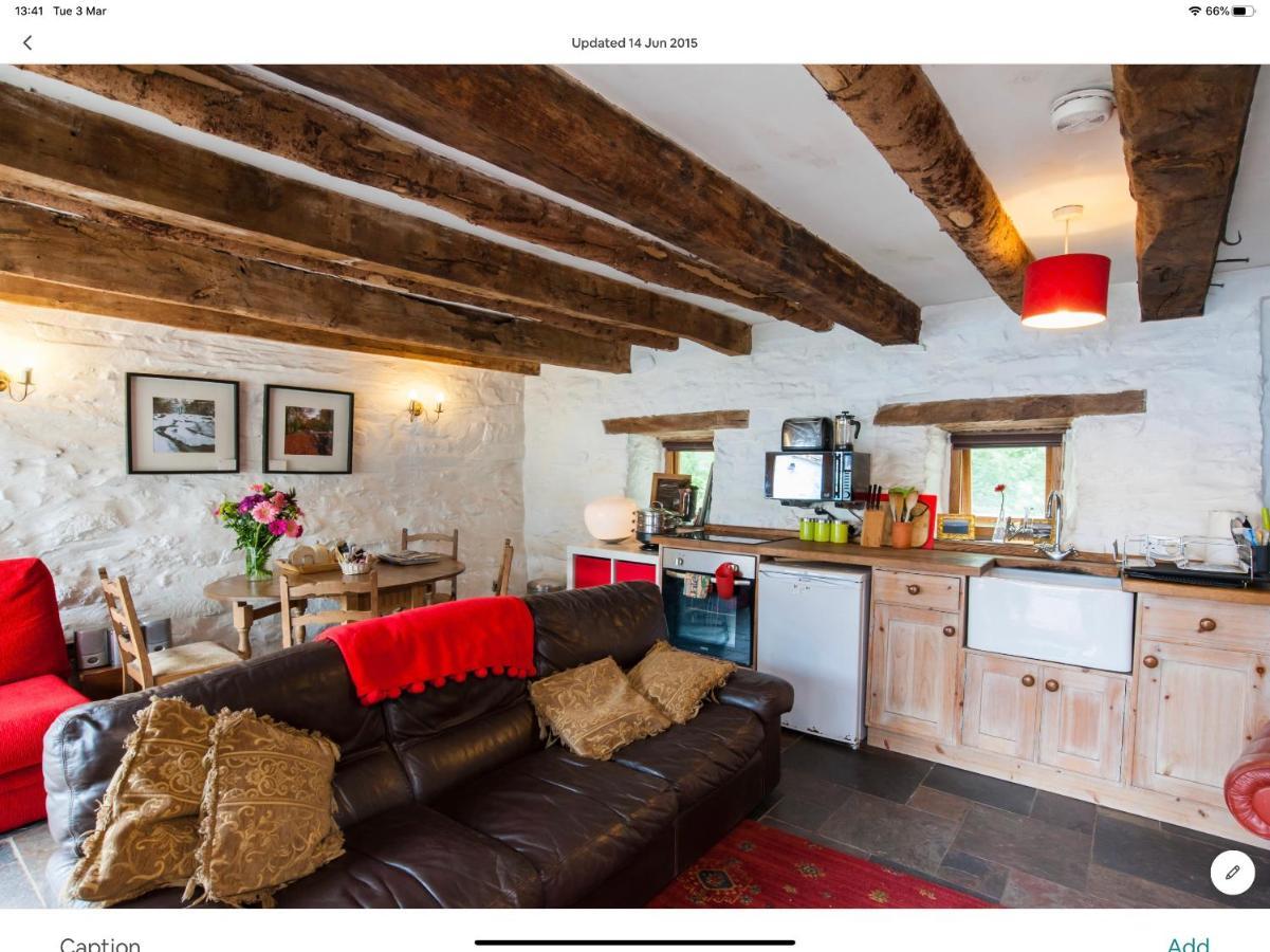 Ty Fferm Hen, Ancient Farmhouse, Coity Bach Talybont-on-Usk Buitenkant foto